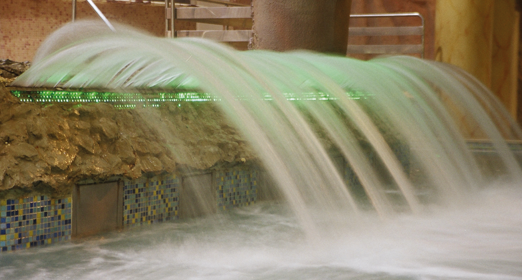 Oasis Nova Fall Waterfall